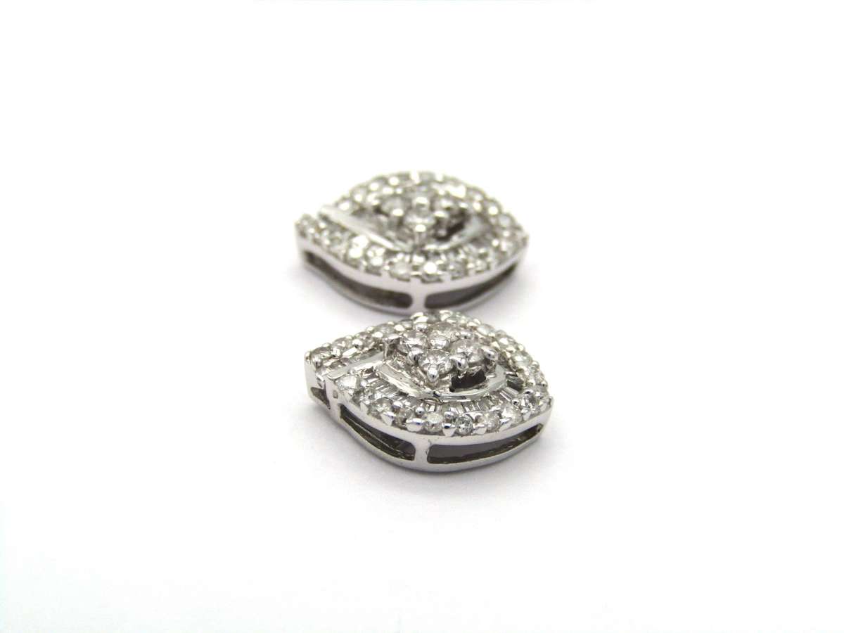 Estate, 18K gold diamond stud earrings