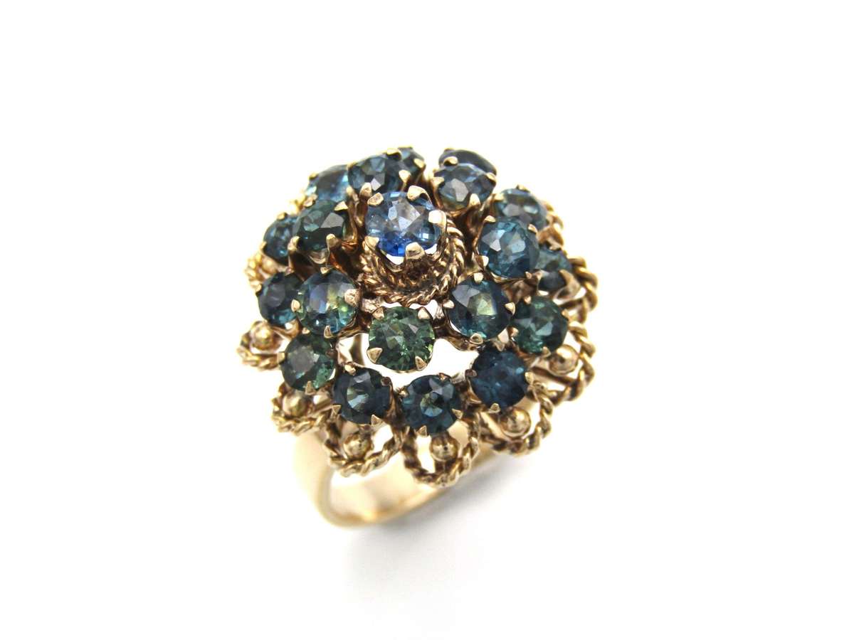 Mid-century, 9K gold 'Thai Princess' sapphire ring