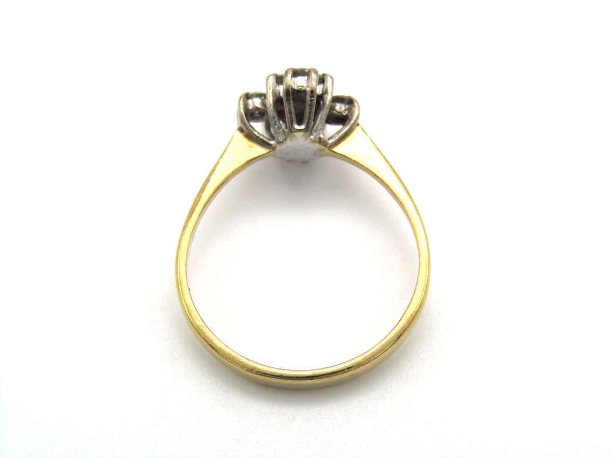 Vintage, 18K gold diamond 'star' ring