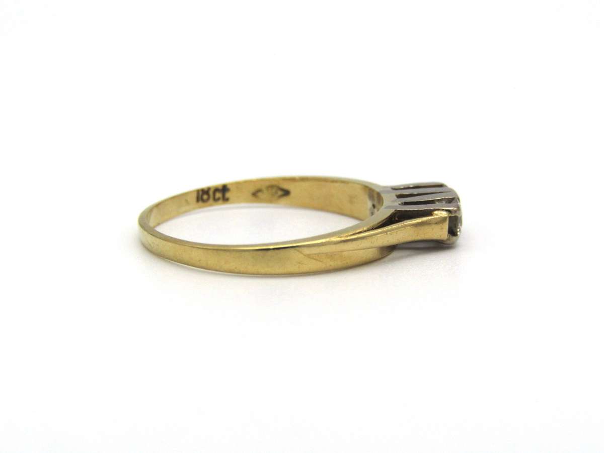 Vintage, 18K gold diamond ring