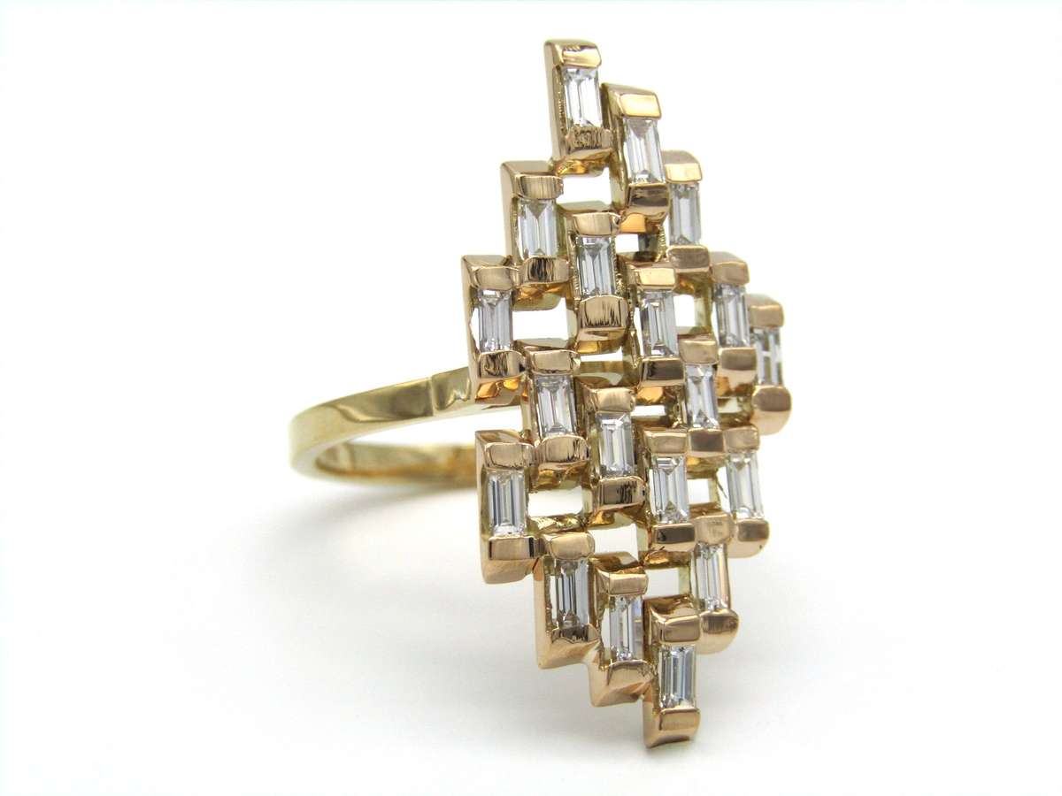 Estate, 18K gold geometric diamond ring