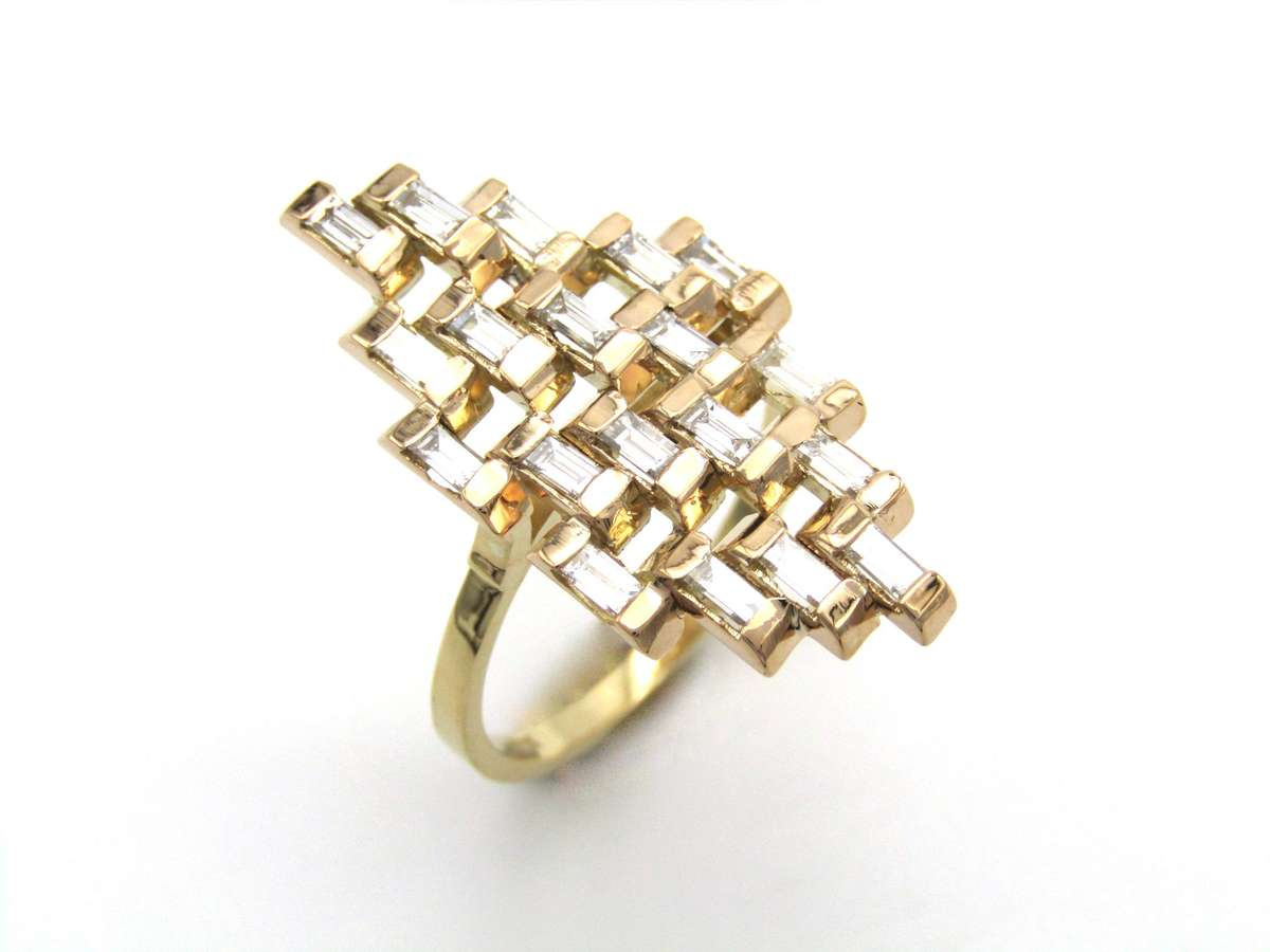 Estate, 18K gold geometric diamond ring