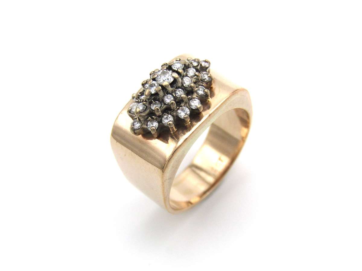 Vintage, 9K gold diamond ring