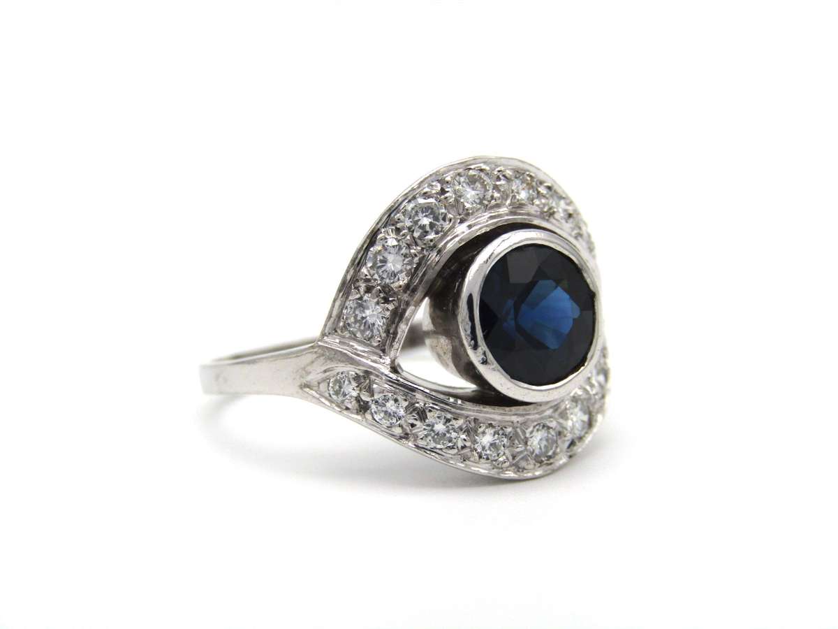 Mid-century, 18K gold sapphire and diamond ring