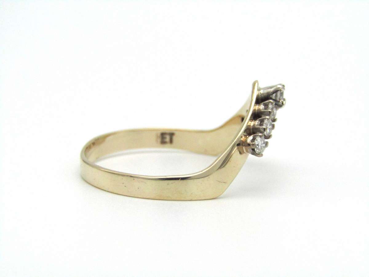 Vintage, 9K gold diamond 'wishbone' ring