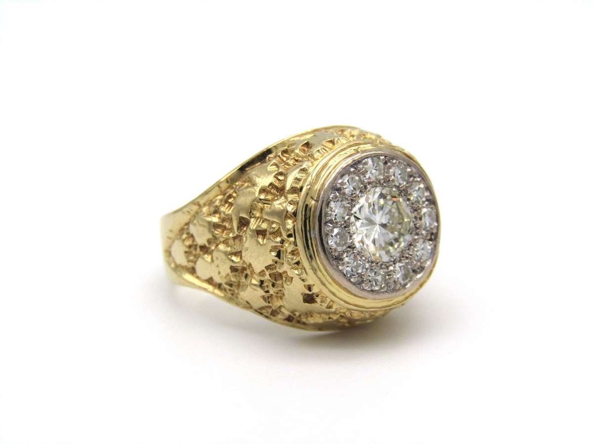 Vintage, 18K gold diamond cluster ring, c.1970s