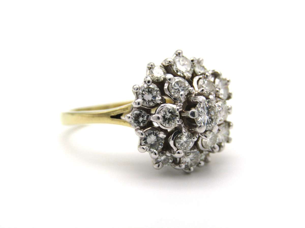 Vintage, 18K gold diamond cluster ring, c.1990s