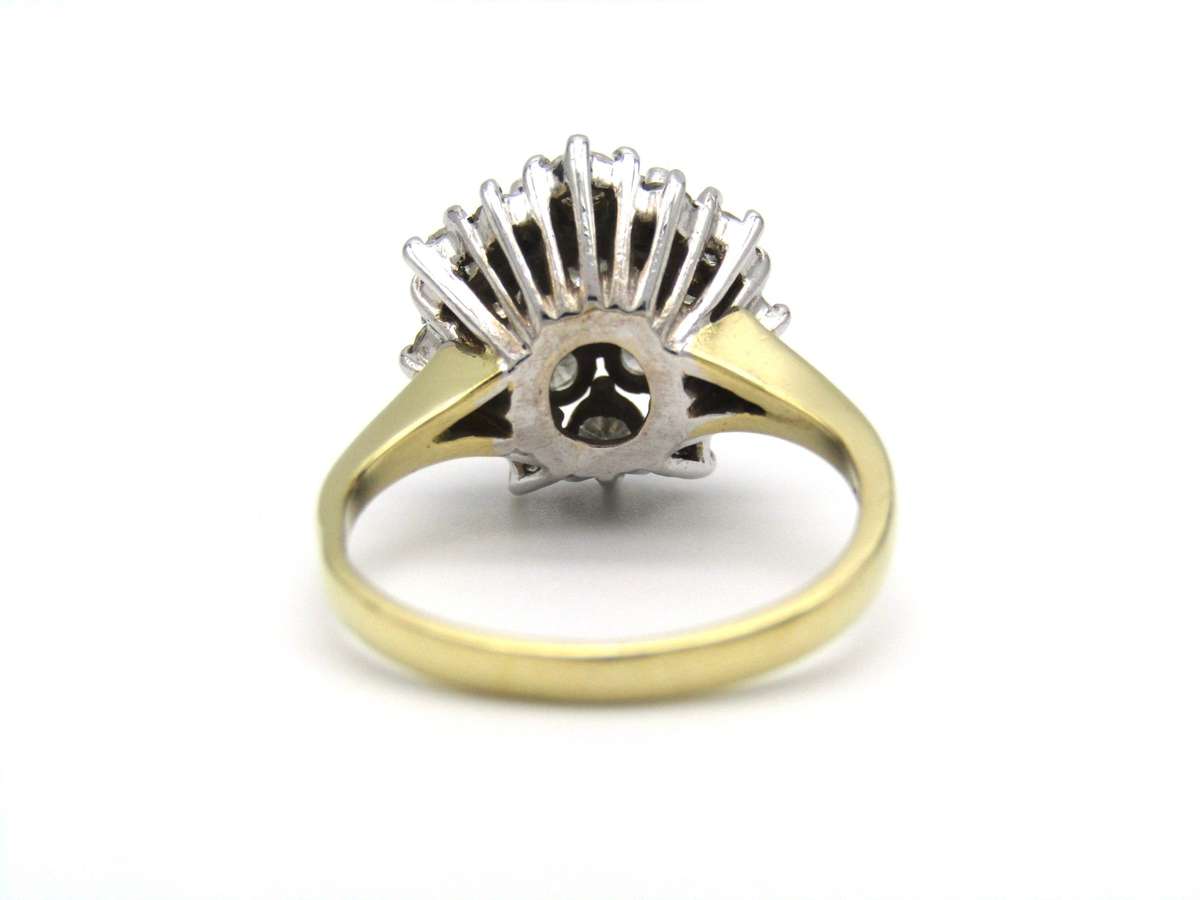 Vintage, 18K gold diamond cluster ring, c.1990s