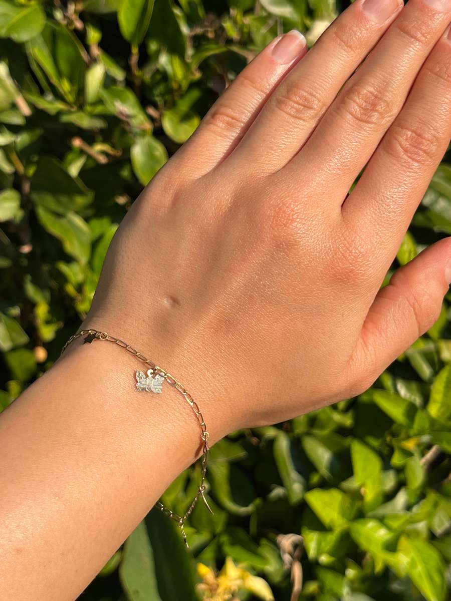 Estate, 9K gold charm bracelet