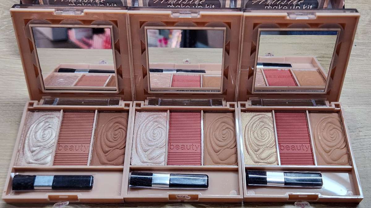 Make Up Kit 14Pcs - Romantic Artistic Make Up Kit 14pcs