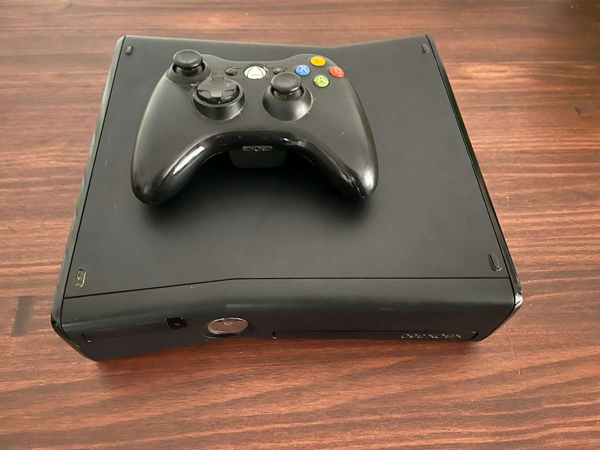 Xbox 360 Console with controller & 3 Games of you choice.