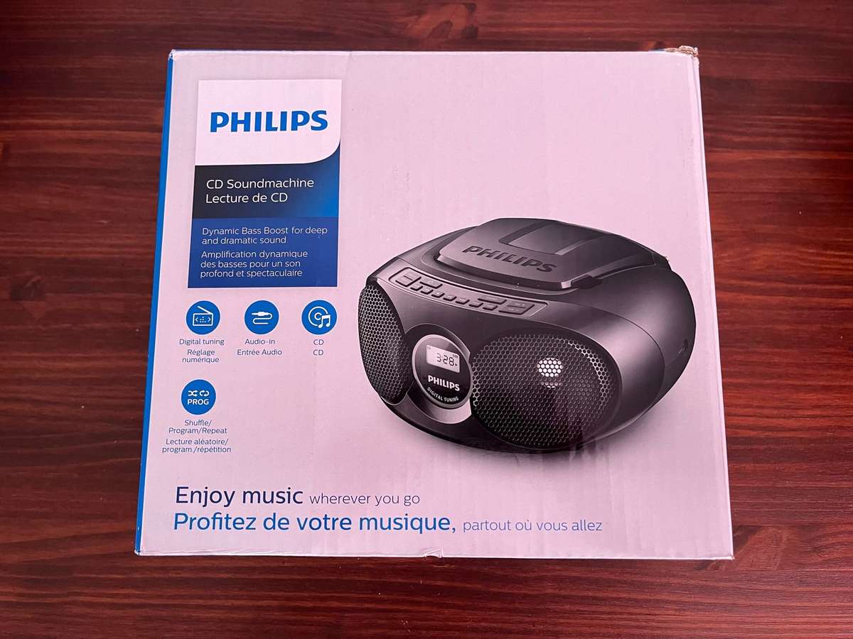 Philips CD/Radio with Digital Tuning