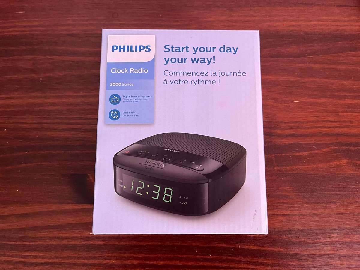 Philips Digital FM Clock Radio 3000 Series