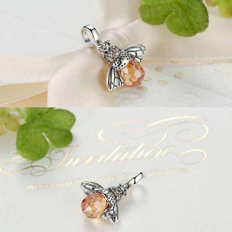 S925 Sterling Silver Personality Inlaid Bee Crystal Pendant