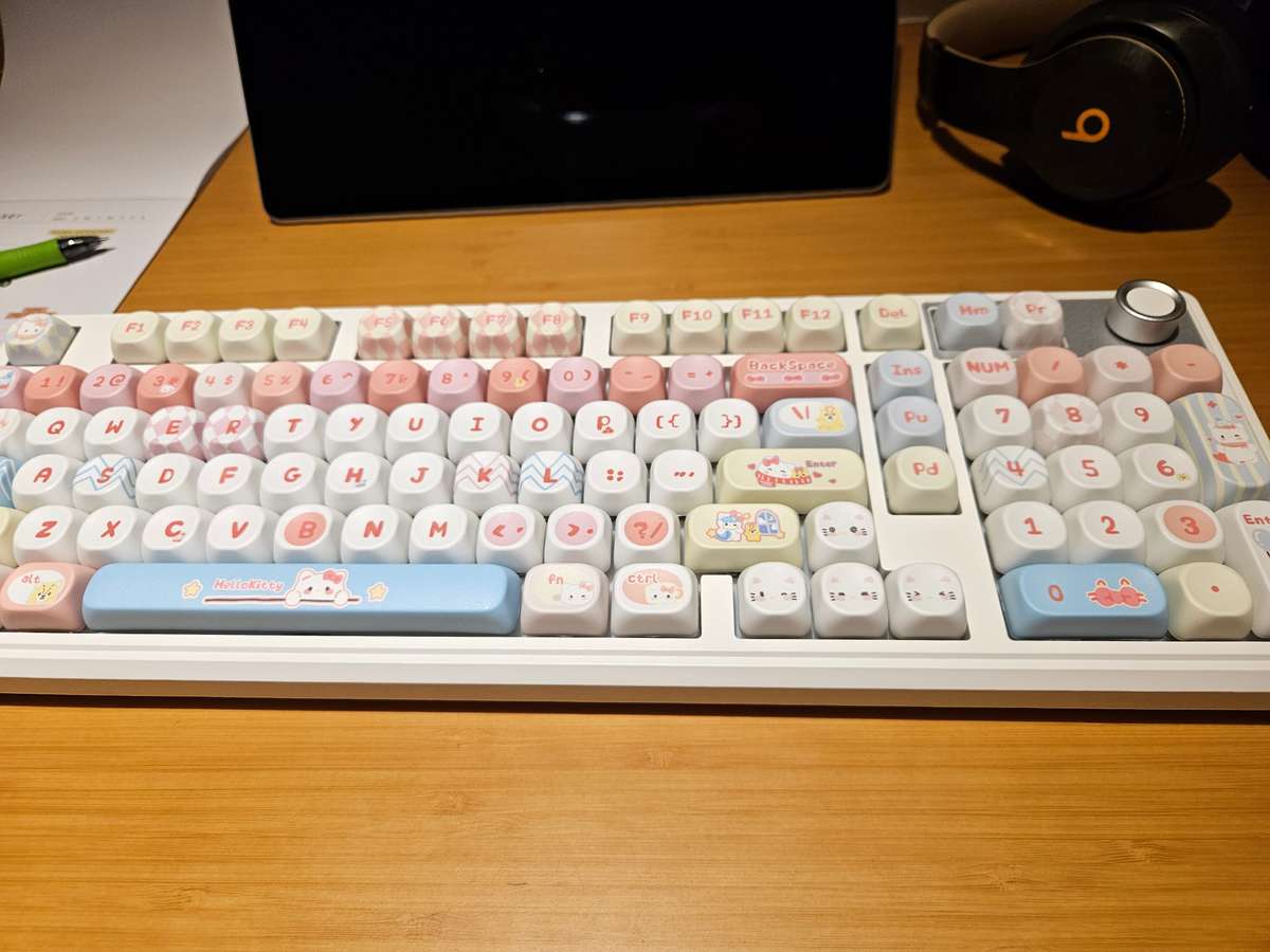 The Day Dream Dash Mechanical Keyboard