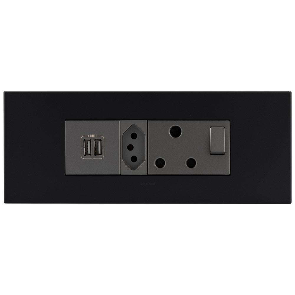 Legrand Arteor 6-Module Power Cluster 2x USB Type-A + V-Slim + RSA Socket