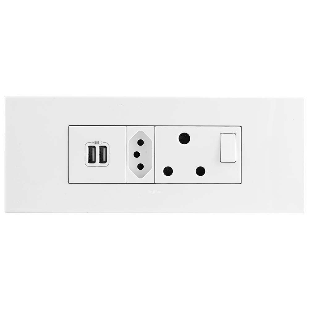 Legrand Arteor 6-Module Power Cluster 2x USB Type-A + V-Slim + RSA Socket