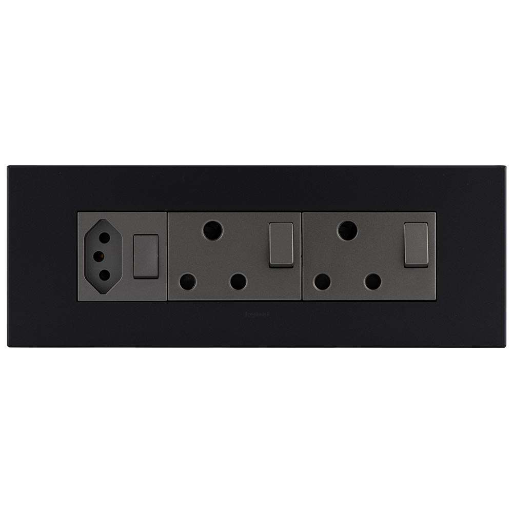 Legrand Arteor 8-Module Power Cluster V-Slim + 2 x RSA Sockets