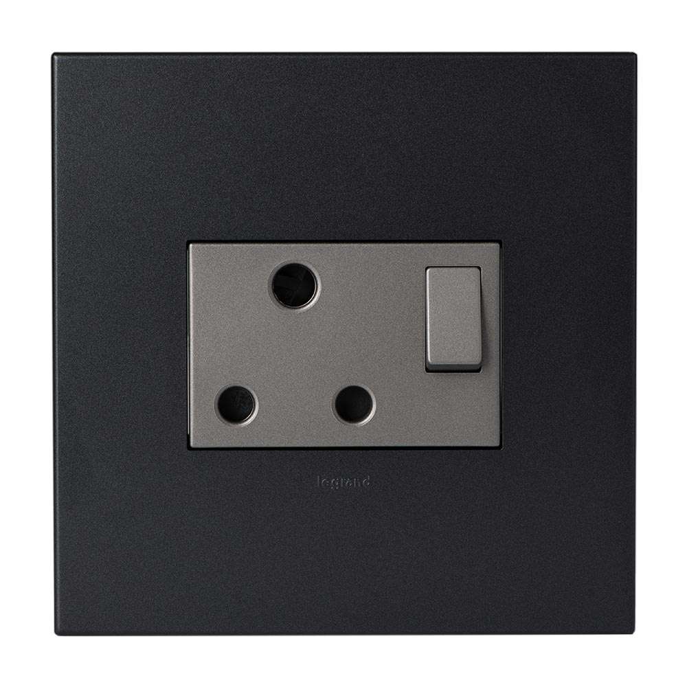 Legrand Arteor Single RSA Socket 4x4