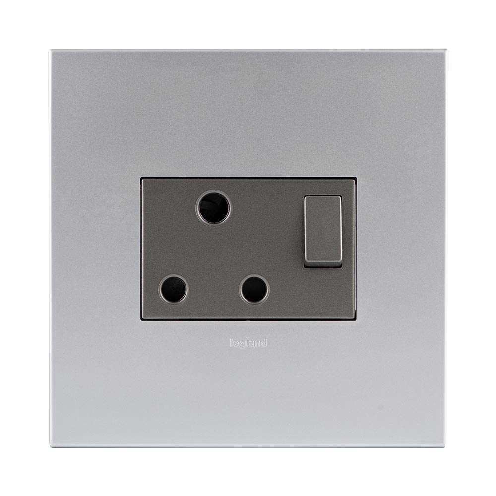 Legrand Arteor Single RSA Socket 4x4