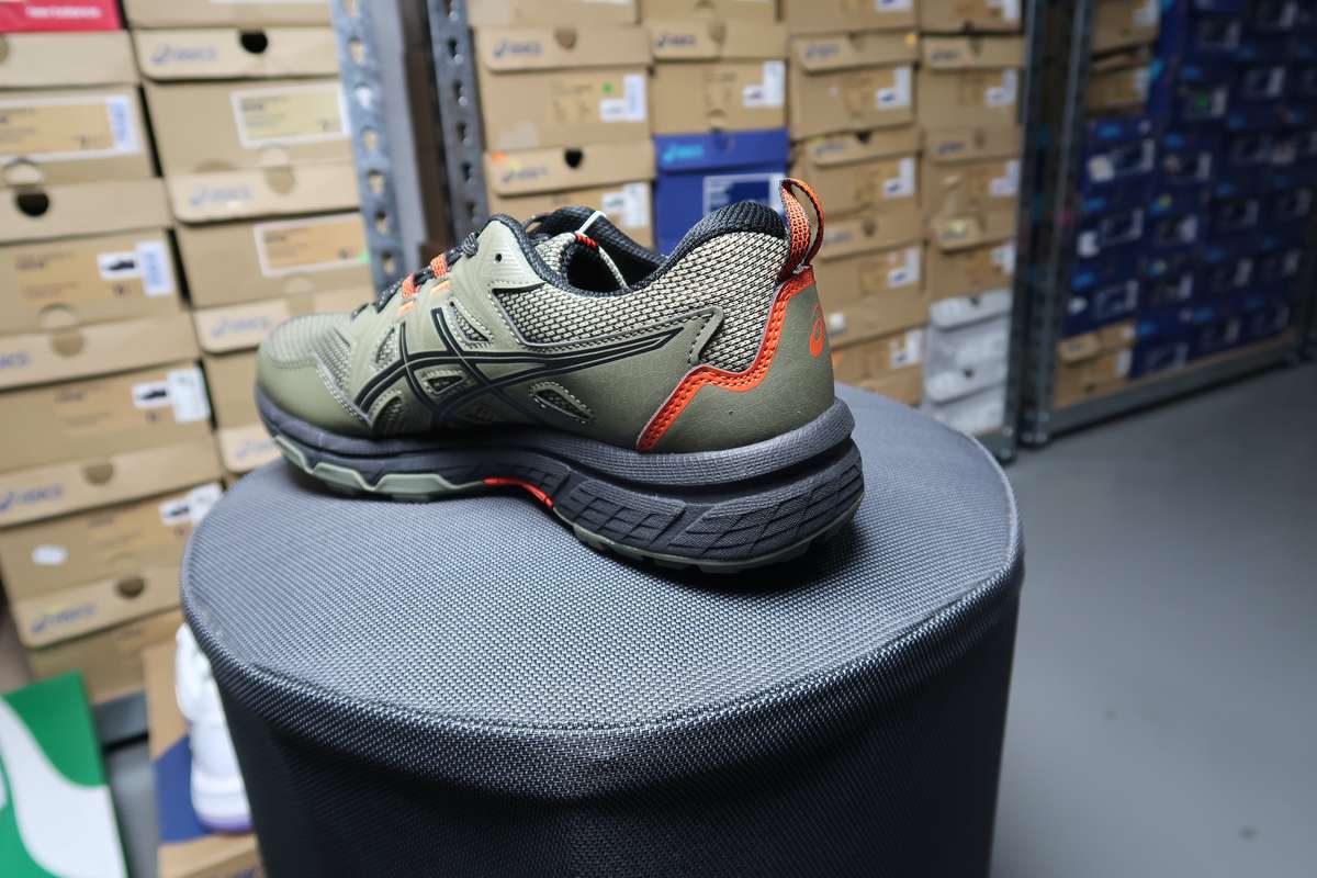 ASICS GEL VENTURE 8 MEN MANTLE GREEN/BLACK TRAIL RUNNING SHOE