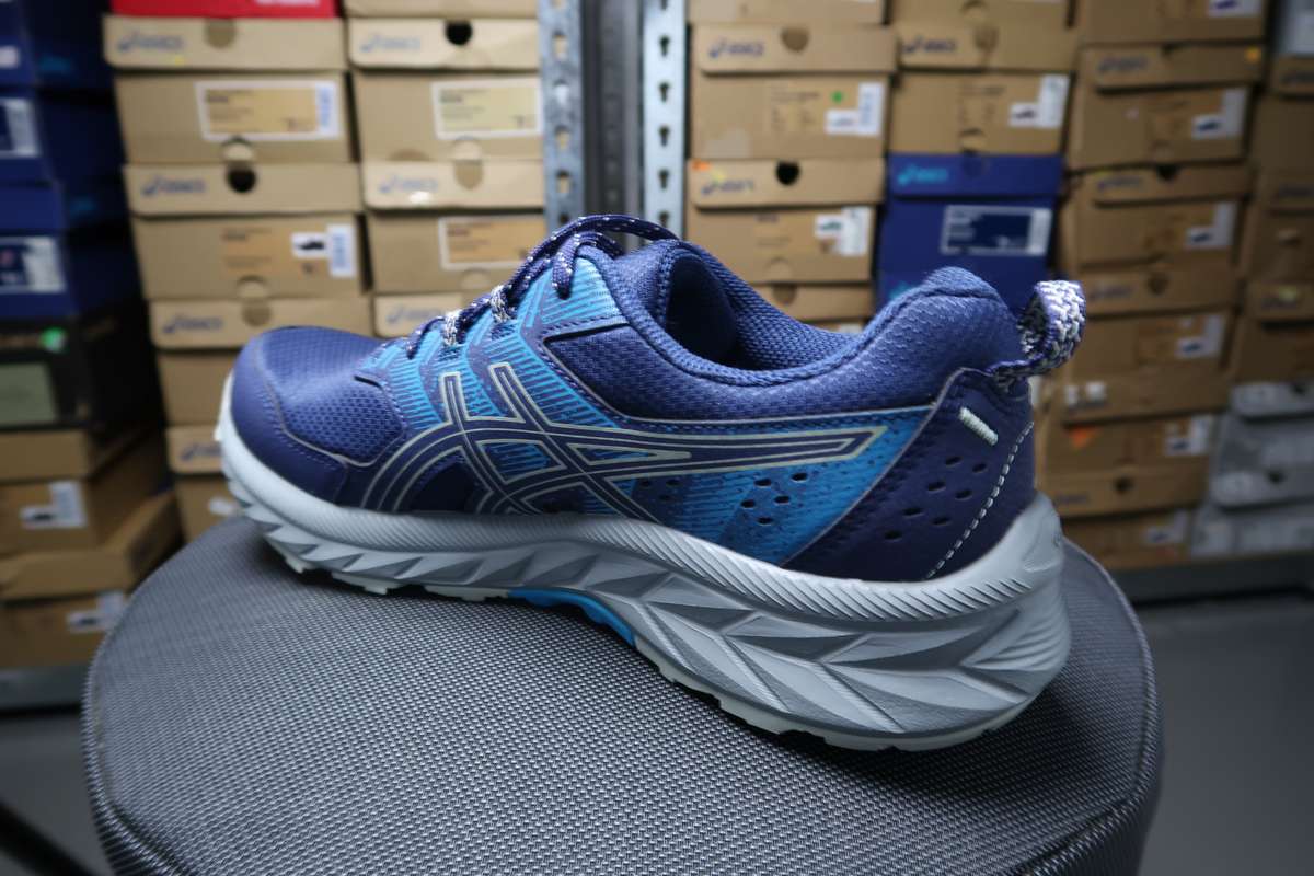 ASICS GEL-VENTURE 9 MENS TRAIL RUNNING SHOE