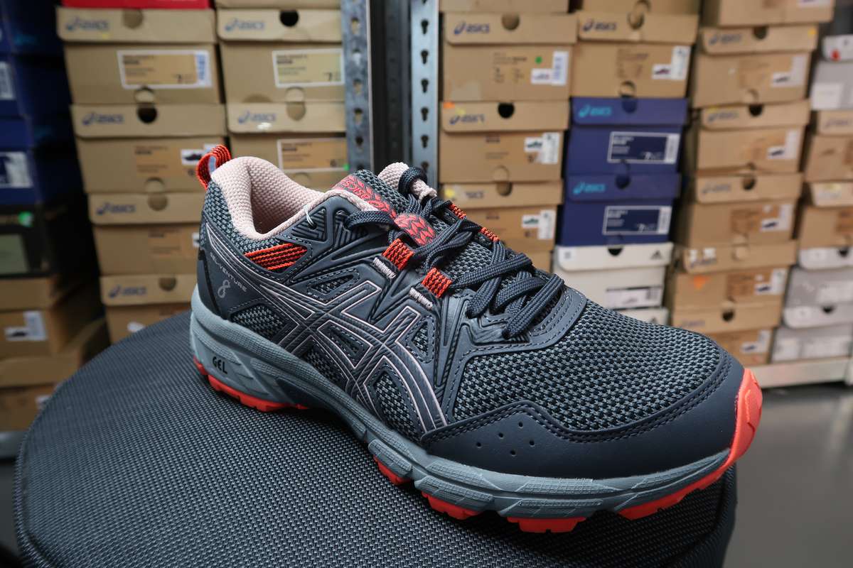 ASICS VENTURE 8 WOMEN TRAIL RUNNING SHOE