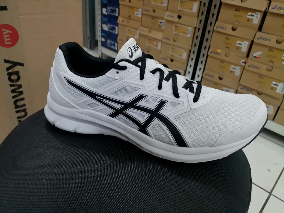 ASICS MENS JOLT 3 BEGINNER RUNNING SHOE (WHITE/BLACK)