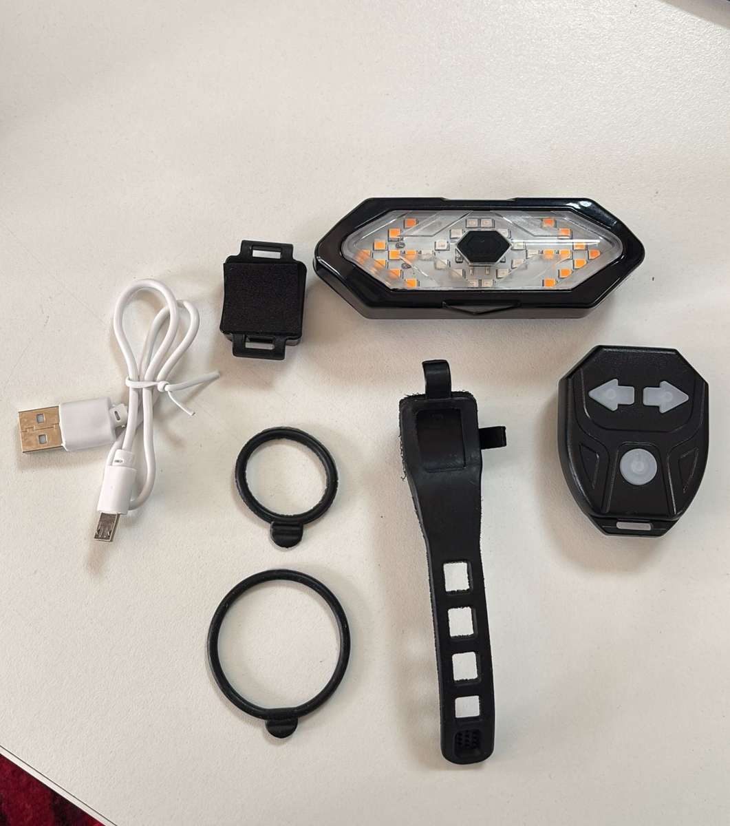 Wireless Remote Control Bike Turn Signal Light  USB Rechargeable LED Indicators with Handlebar...