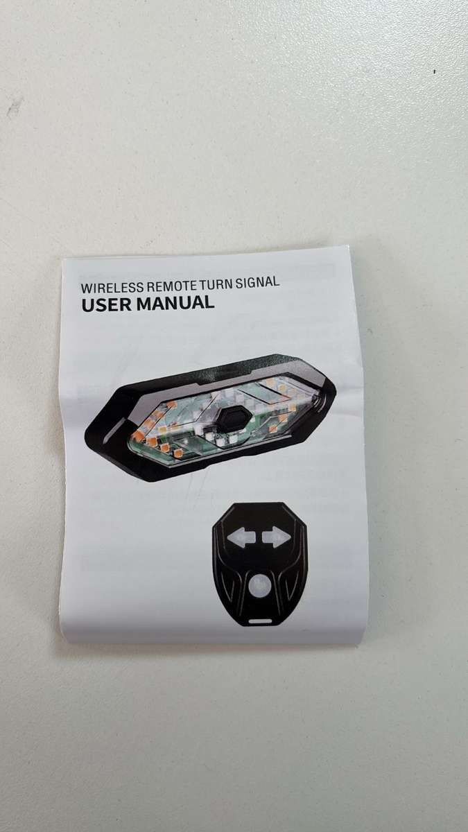 Wireless Remote Control Bike Turn Signal Light  USB Rechargeable LED Indicators with Handlebar...