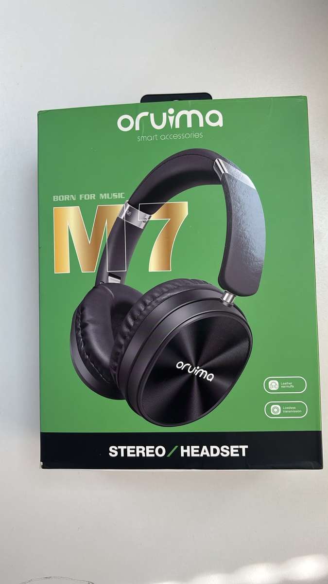 Wireless Bluetooth Noise Cancelling Over-Ear Headphones - Black - Fair Condition