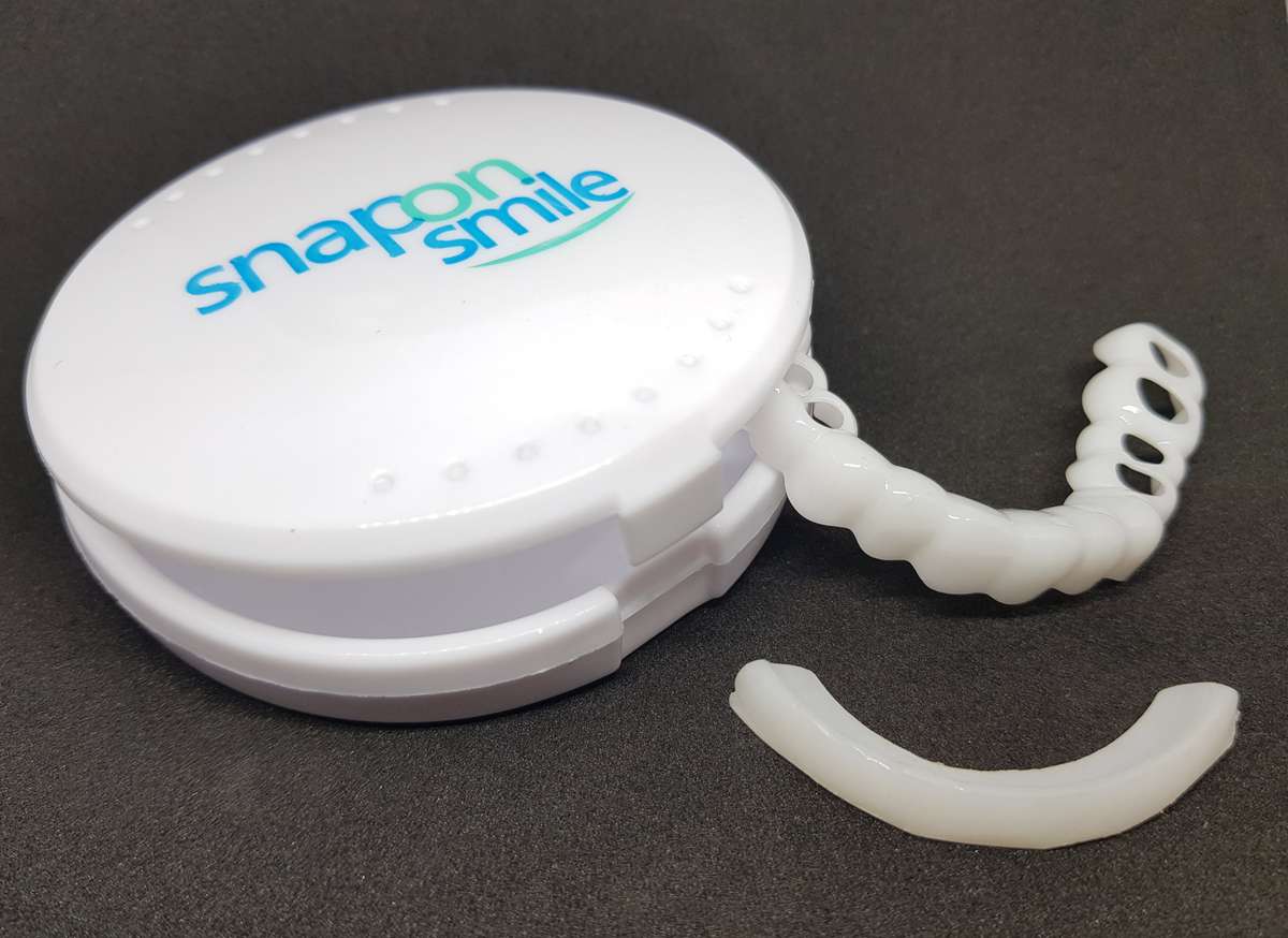 Instant Snap On Smile Teeth