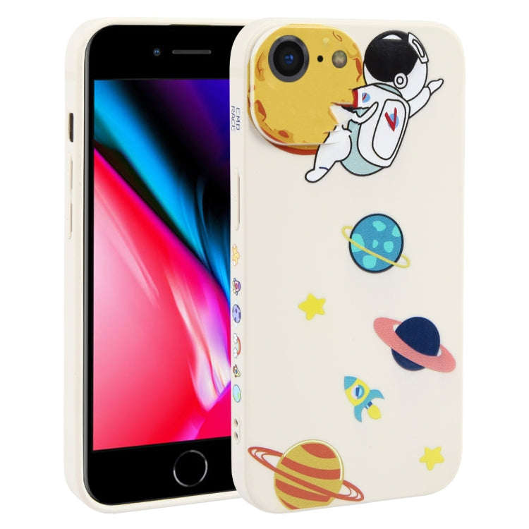 Hug Moon Astronaut Pattern TPU Phone Case, For iPhone 14 Plus, For iPhone 14, For iPhone 14 Pro, ...