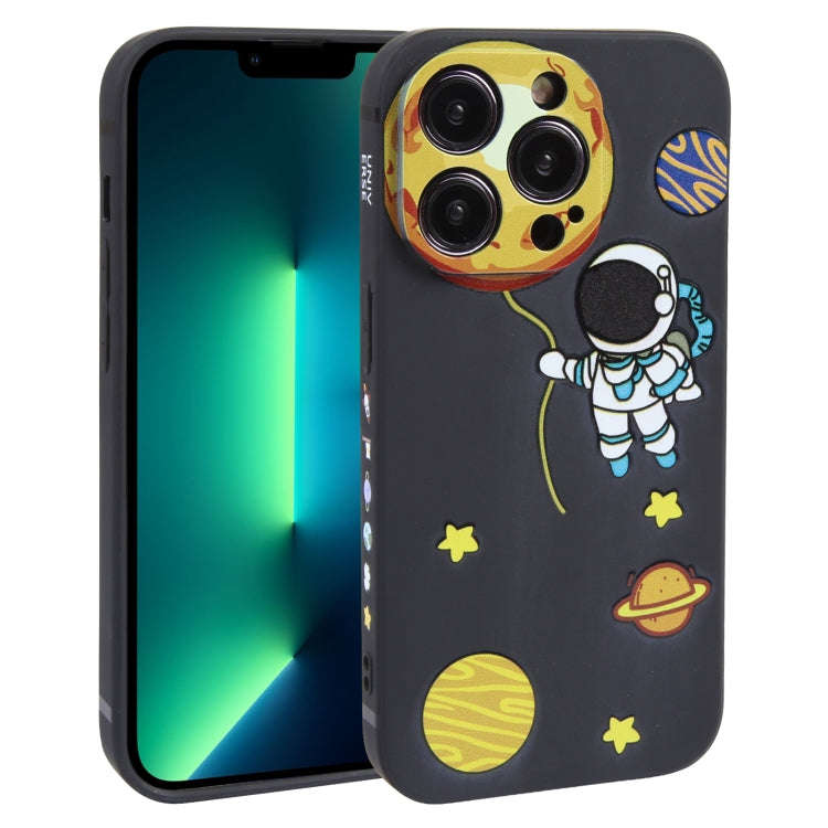 Hug Moon Astronaut Pattern TPU Phone Case, For iPhone 14 Plus, For iPhone 14, For iPhone 14 Pro, ...