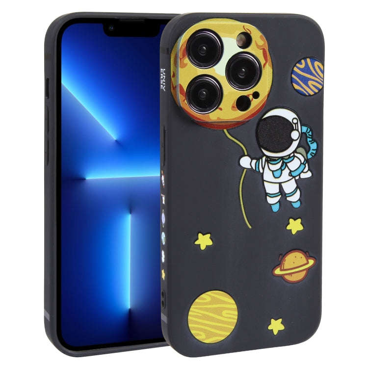 Hug Moon Astronaut Pattern TPU Phone Case, For iPhone 14 Plus, For iPhone 14, For iPhone 14 Pro, ...