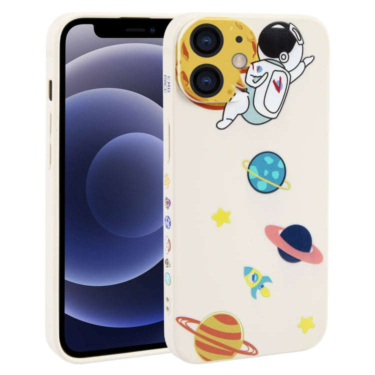 Hug Moon Astronaut Pattern TPU Phone Case, For iPhone 14 Plus, For iPhone 14, For iPhone 14 Pro, ...