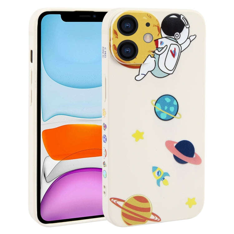 Hug Moon Astronaut Pattern TPU Phone Case, For iPhone 14 Plus, For iPhone 14, For iPhone 14 Pro, ...
