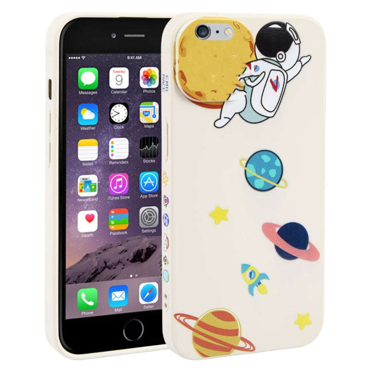 Hug Moon Astronaut Pattern TPU Phone Case, For iPhone 14 Plus, For iPhone 14, For iPhone 14 Pro, ...