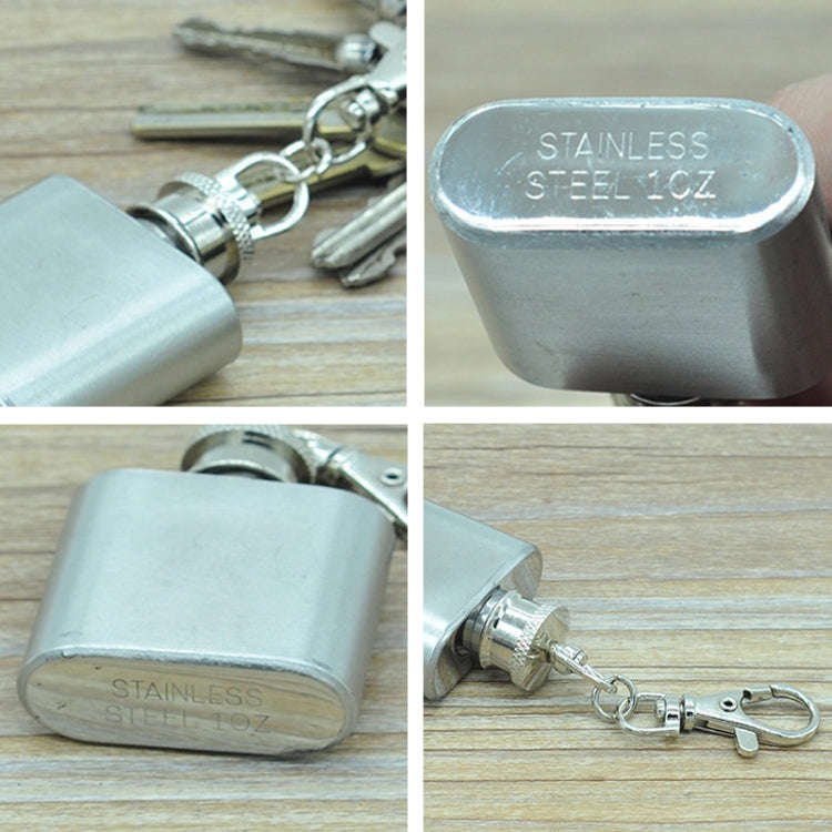 28mL(1oz)Cute Mini Portable Wine Jug Handy Stainless Steel Hip Flask with a Key Chain(Silver), 28...