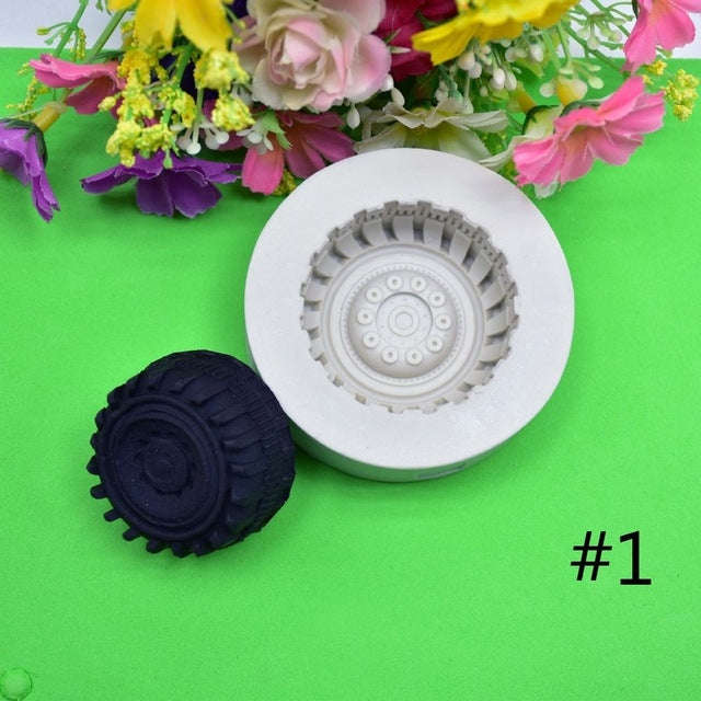 2 PCS DIY Tires Shape Sugar Craft Cake Silicone Mold Fondant Baking Decorating Tools Random Color...