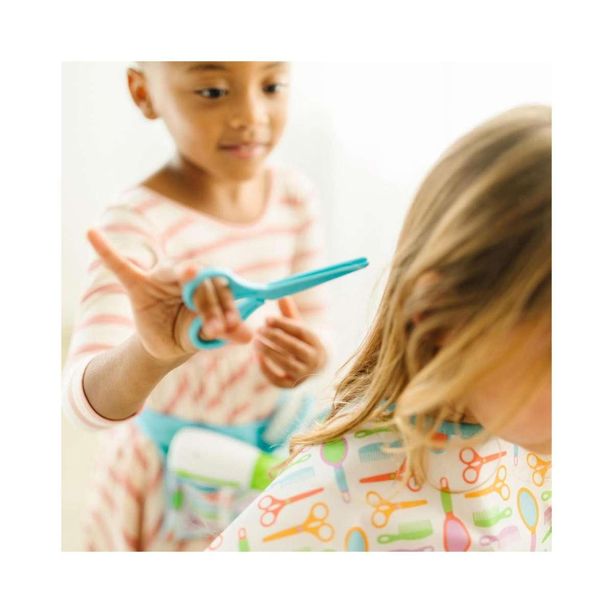 Melissa & Doug LOVE YOUR LOOK!  Salon & Spa Play Set