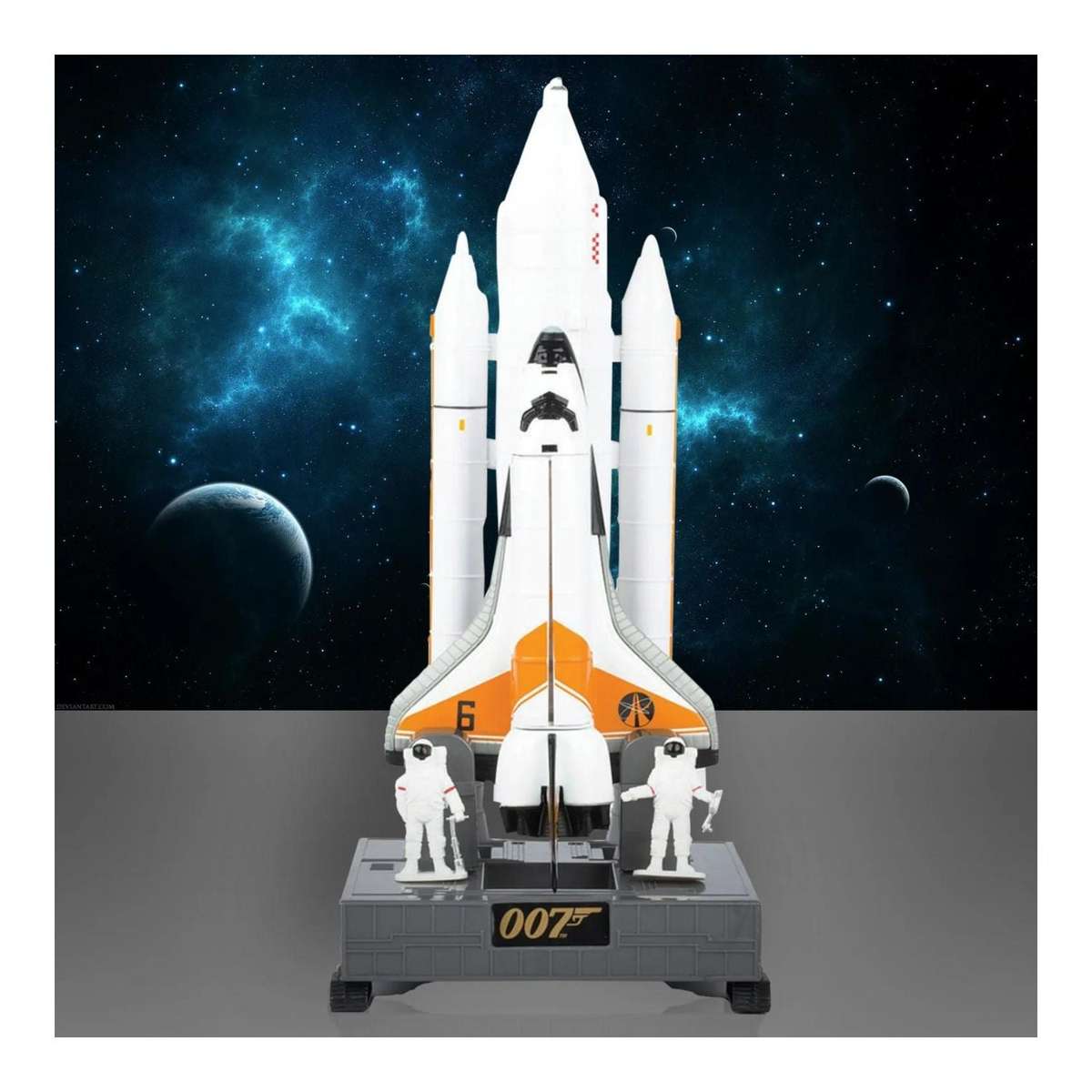 Motormax James Bond Space Shuttle Model - Moonraker