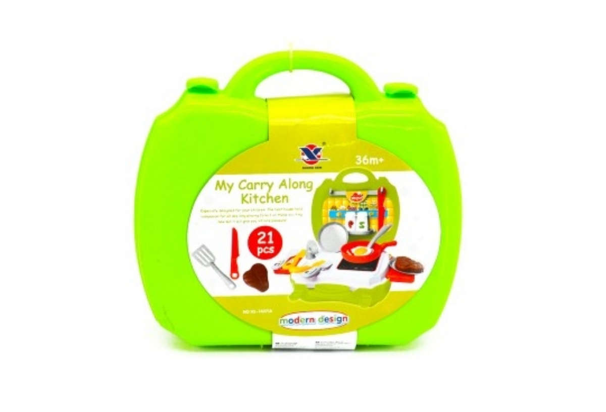 My Carry Along Kitchen W/ACCS