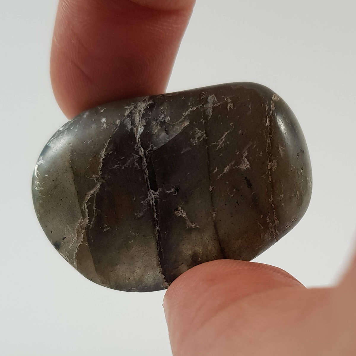 Labradorite - Medium (15-30g)