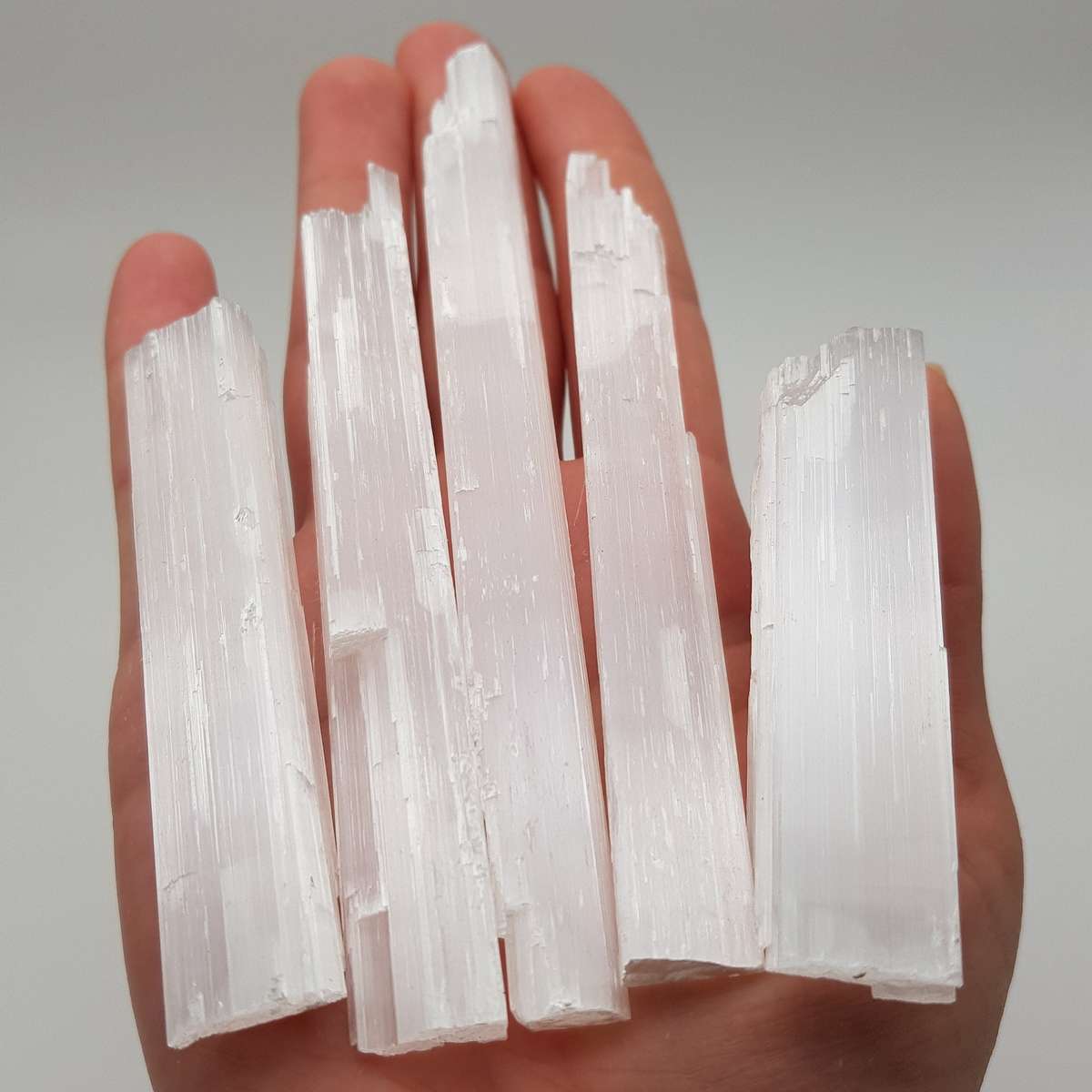 Selenite Satin Spar Wand - S - 15 - 25g