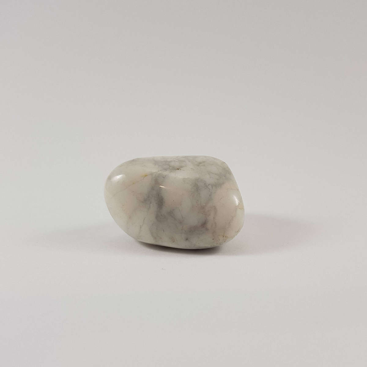 Howlite Tumbles - Medium (15-30g)