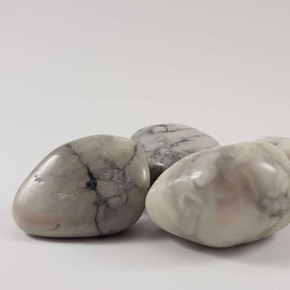 Howlite Tumbles - Medium (15-30g)