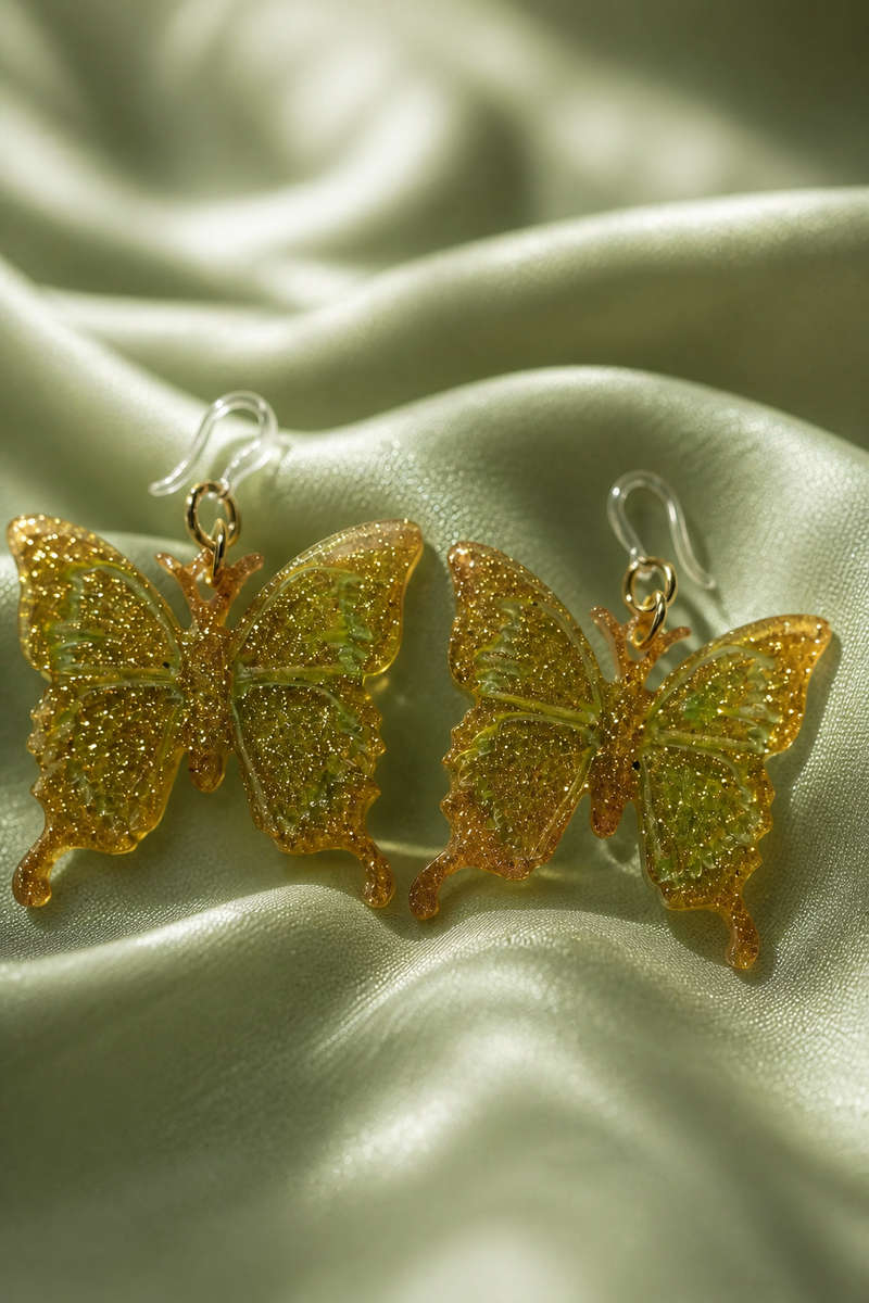 Beautiful stylish elegance . Handmade hypo-allergenic earring. Flutter your style before it flies...