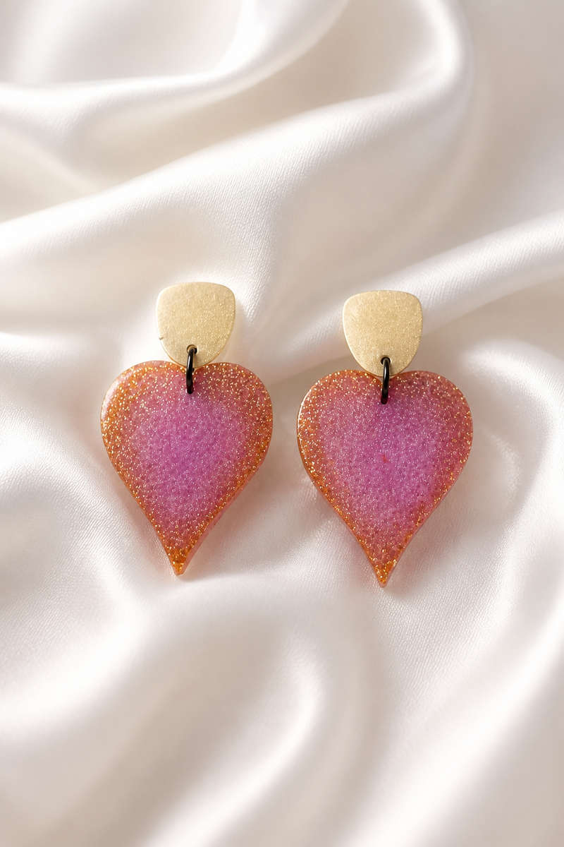 Funky unique handmade earring for one classy lady ! Turn heads with this set . You deserve it !  ...