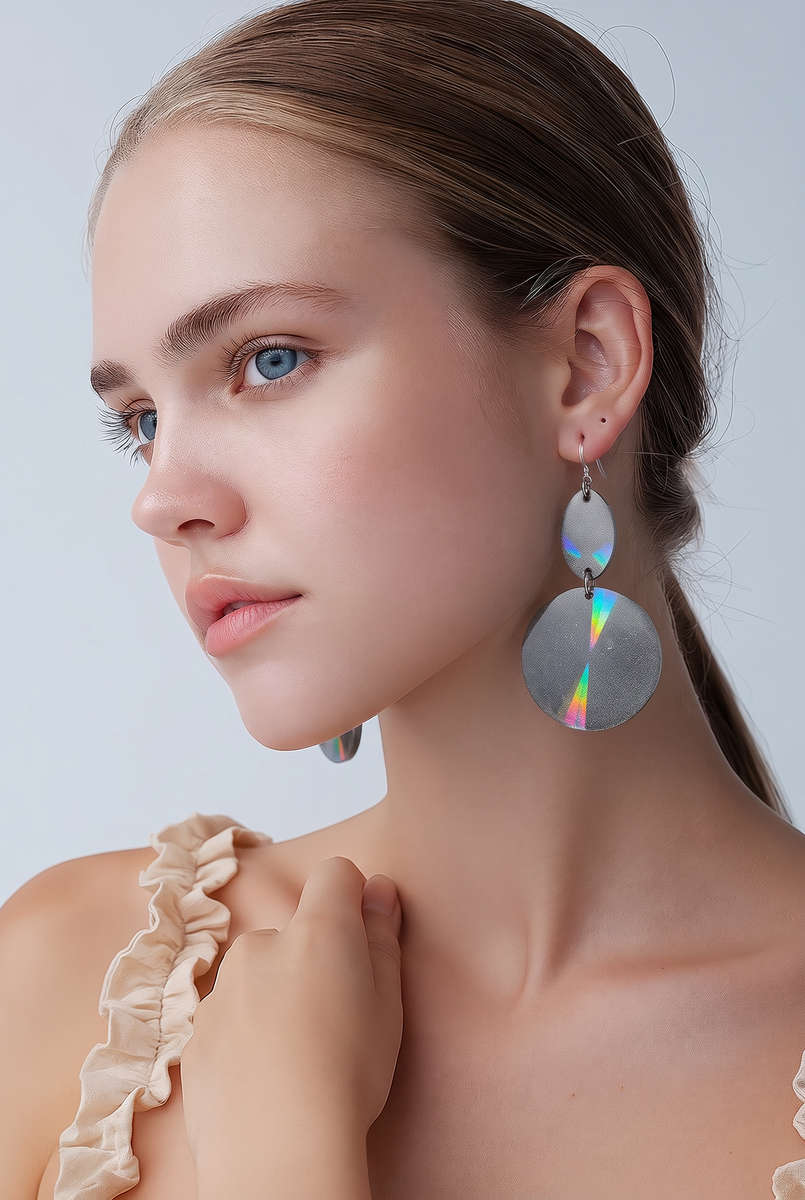 Beautiful stylish elegance. Handmade earringhs with comfy hypo-allergenic hooks. Sparkle your sty...